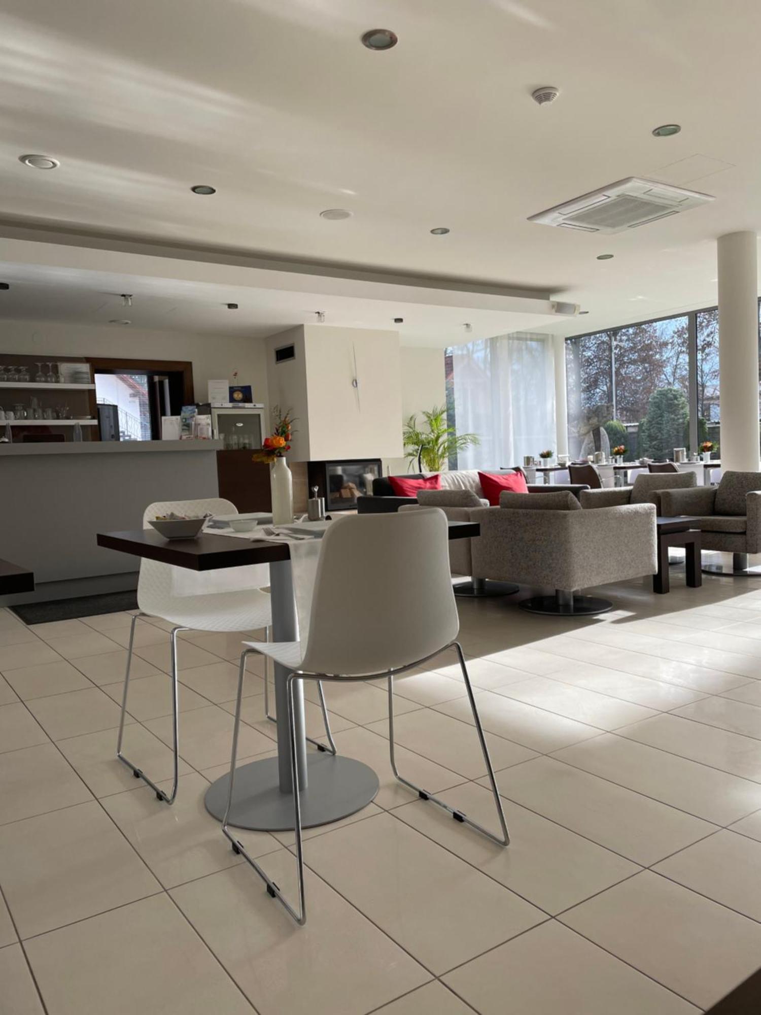 Hotel Villa Bianca Liptovský Mikuláš Buitenkant foto