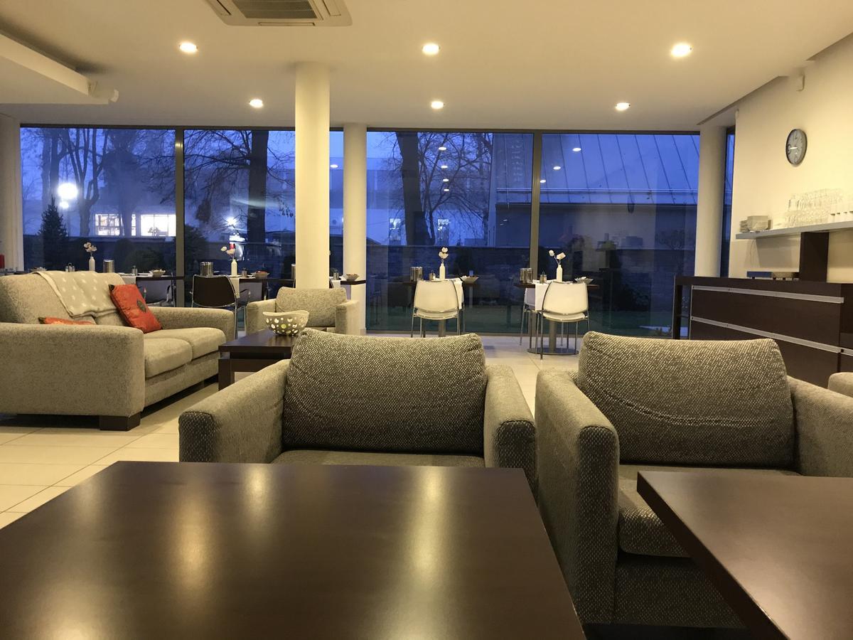 Hotel Villa Bianca Liptovský Mikuláš Buitenkant foto